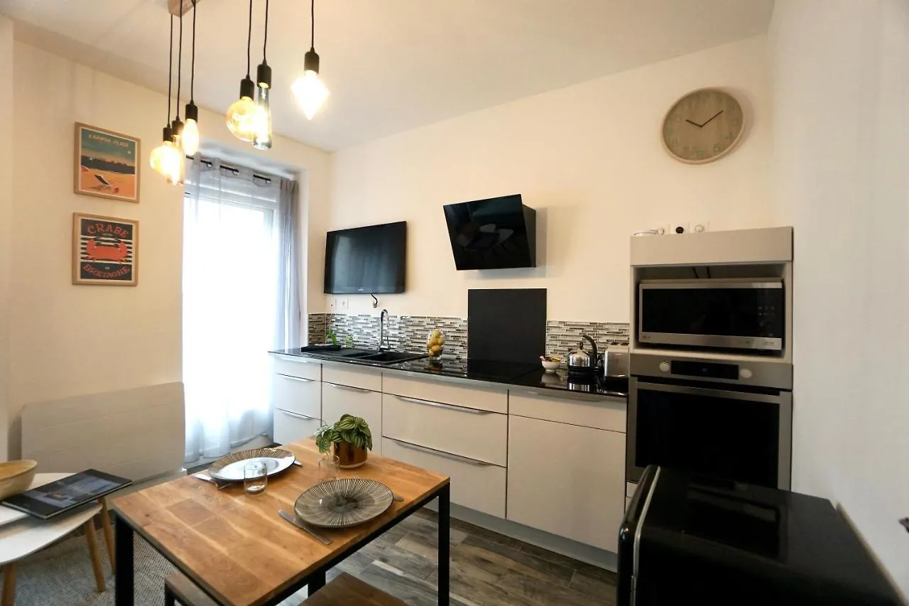 Apartamento Le 12 * Hyper Centre* Lorient